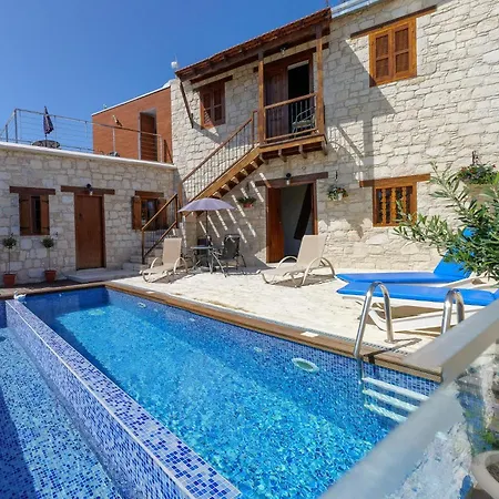 Stonehouse With Private Swimming Pool Villa Kallepia Exterior photo