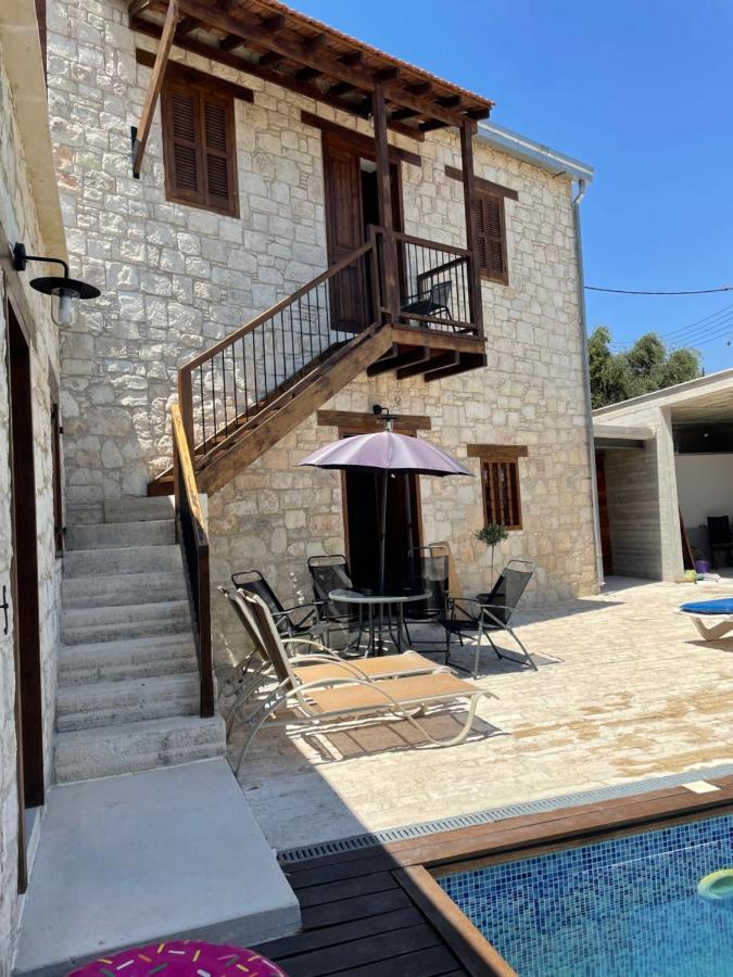 Stonehouse With Private Swimming Pool Kallepia