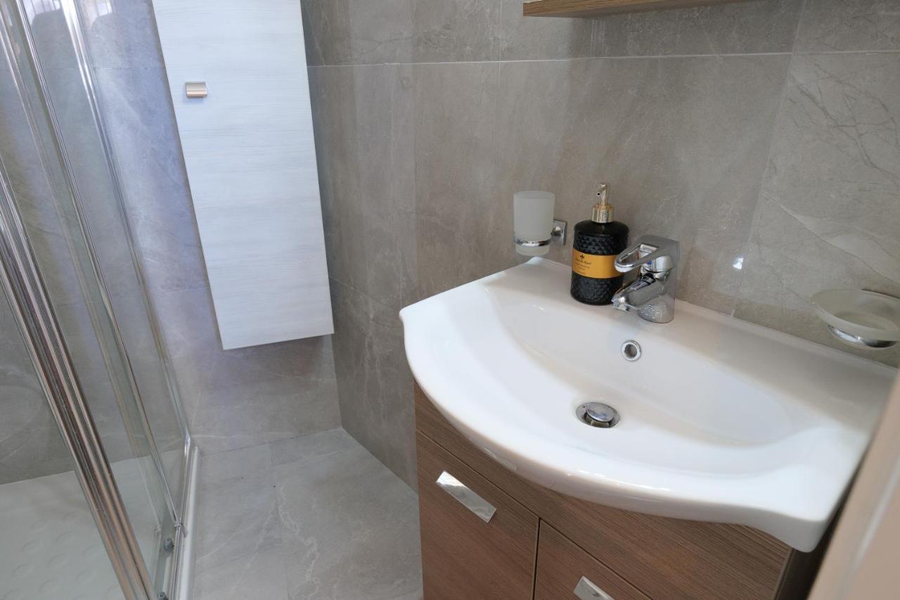 Stonehouse With Private Swimming Pool * Kallepia