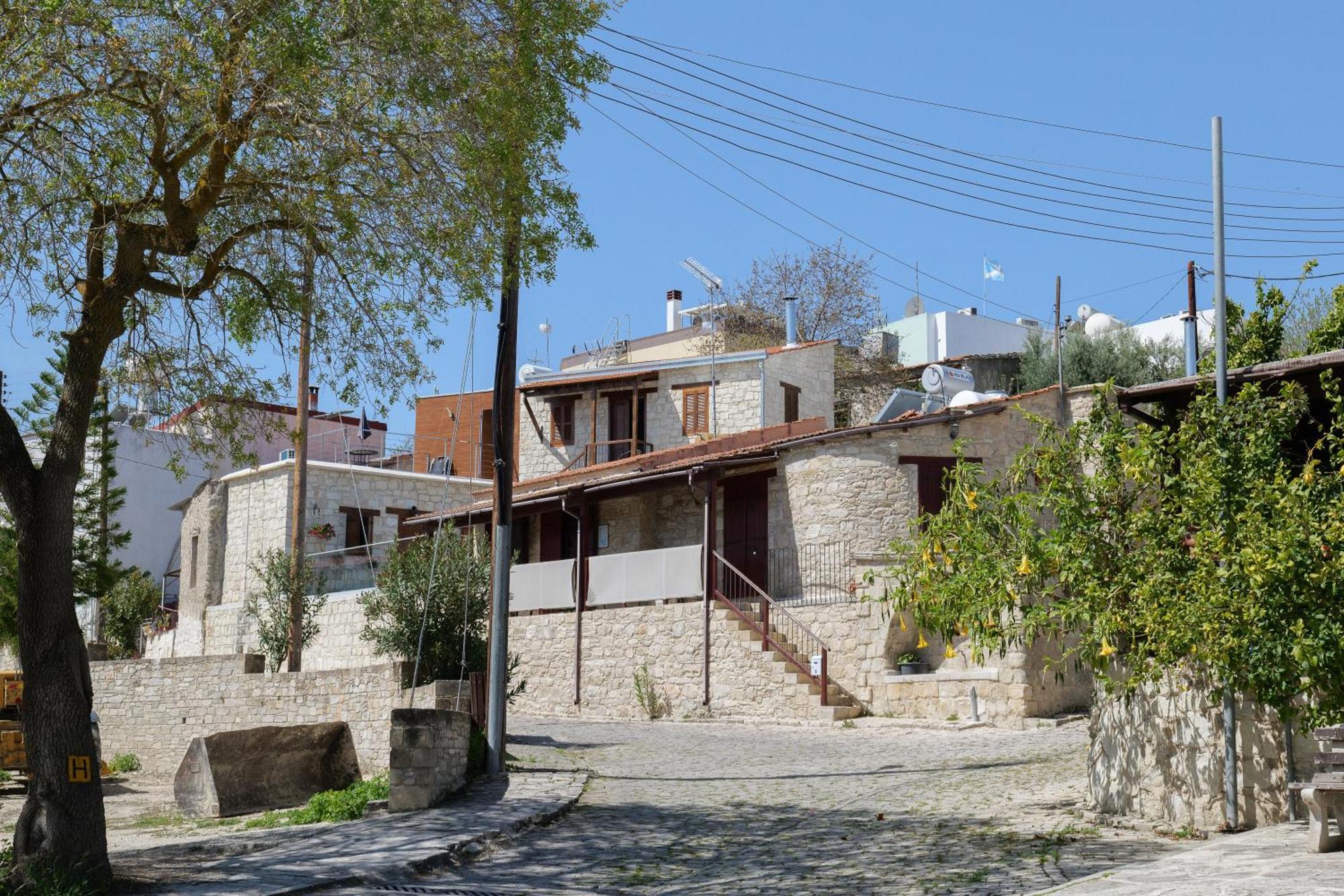 Stonehouse With Private Swimming Pool *