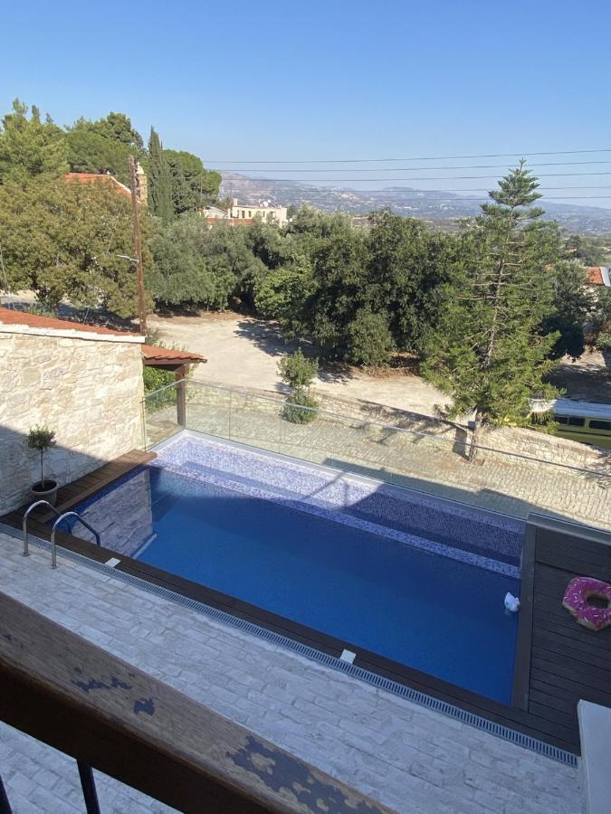 Stonehouse With Private Swimming Pool Ferienhaus *