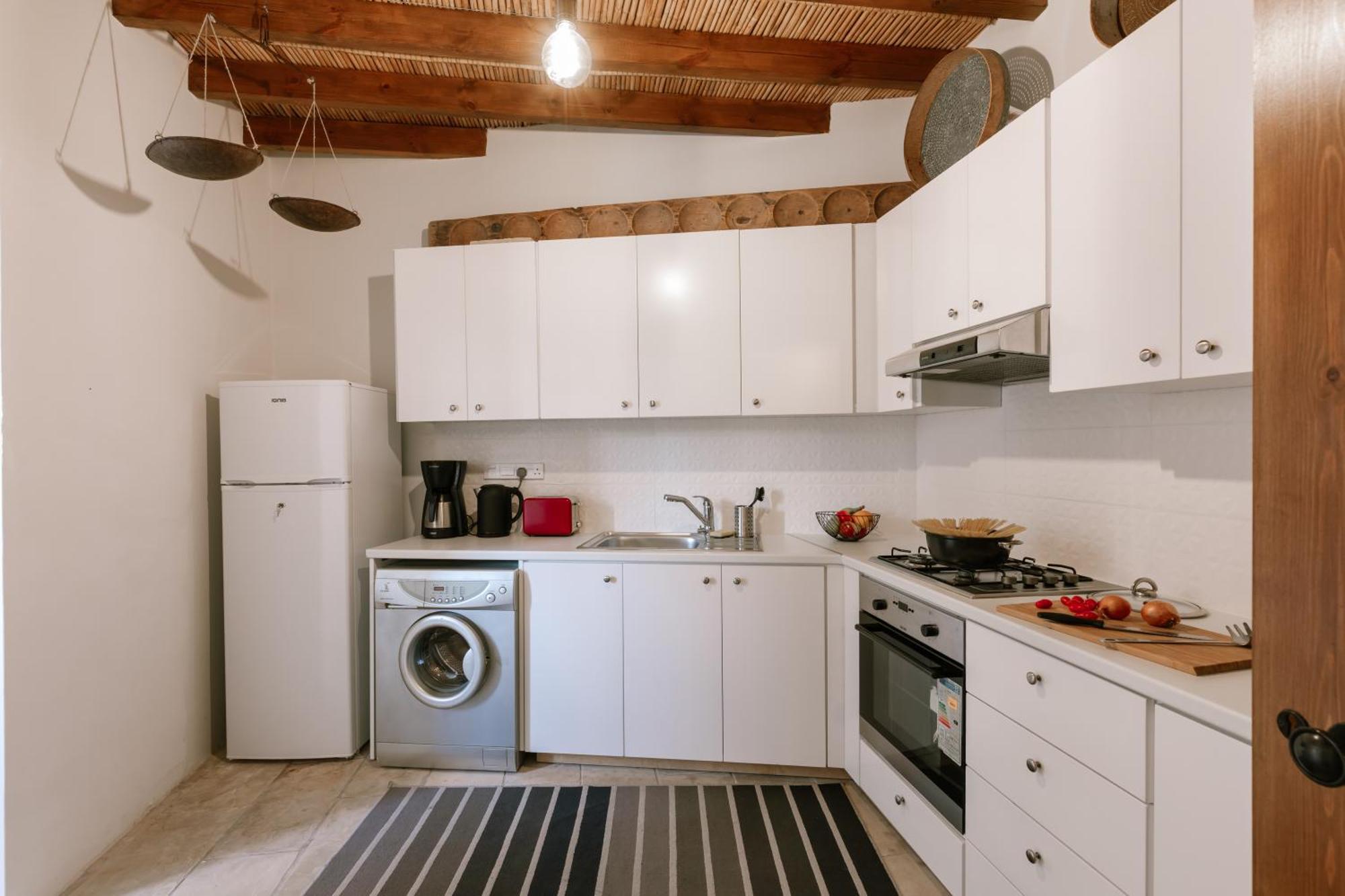 Vakantiehuis Stonehouse With Private Swimming Pool